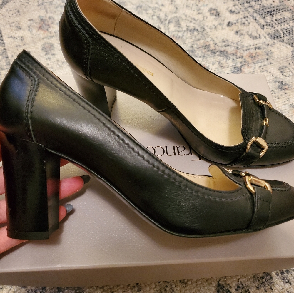 Shoes - Picture 2 of 3